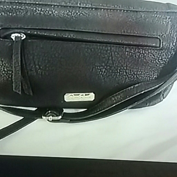 Jessica Simpson purse - Picture 6 of 7